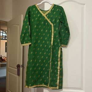 2 PIECE: KURTA & DUPATA